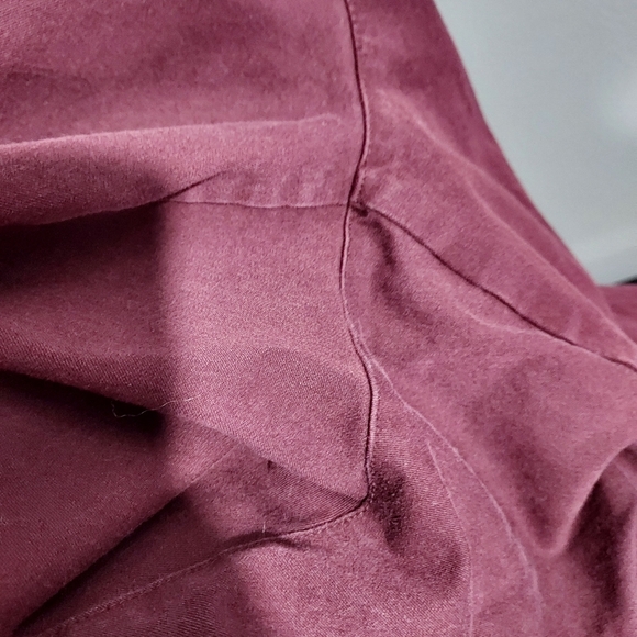 Old Navy Wine High-Rise Pixie Secret-Smooth Pockets Pant in Size 18 - Picture 11 of 11